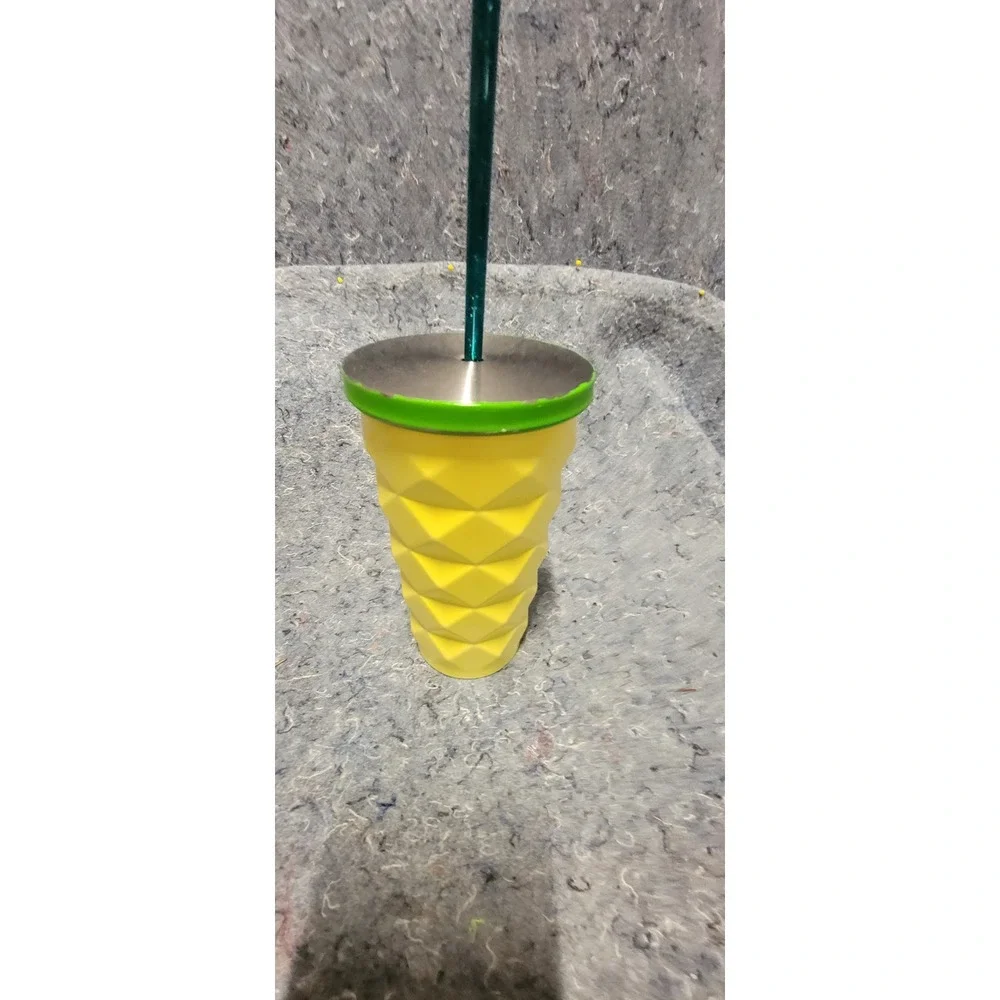 Starbucks 2016 Hawaii 16 oz Metal Pineapple Coffee Tumbler W/‎ Lid and Straw